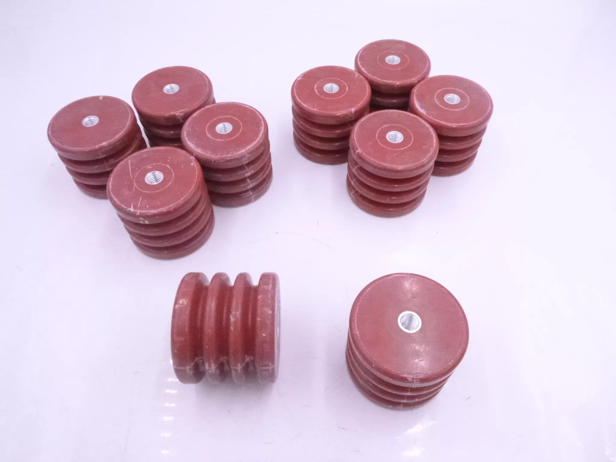 10 Pack Electrical Fiberglass Insulator Block 2″ x 2-1/2″ Red 5/8″-11 Threads