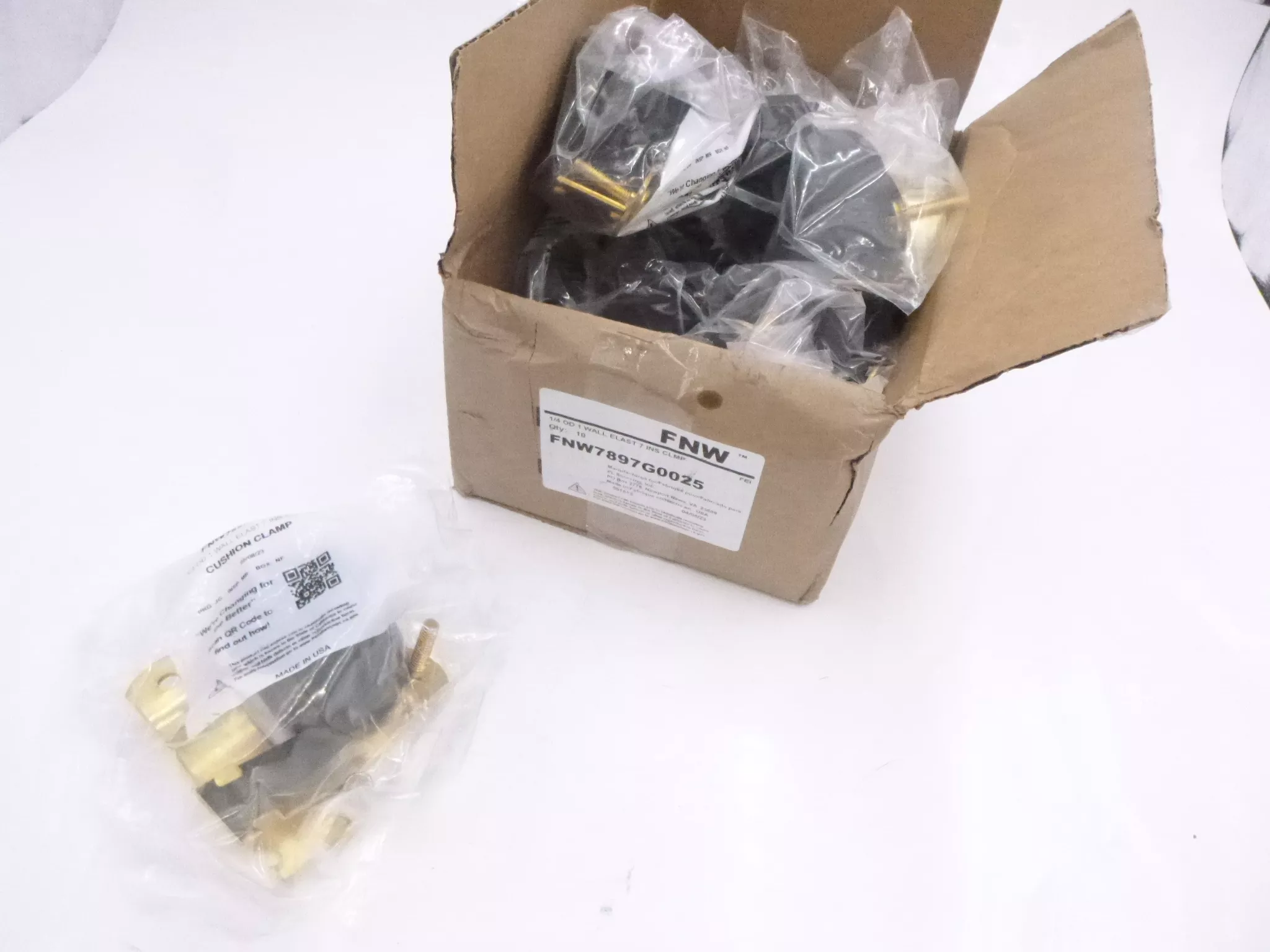 10 Pack FNW 1/4″ OD 1″ Wall Elastic Insert Coupling