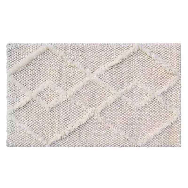 (A514) Ivory Diamond Patterned Wool Accent Rug, 27x45
