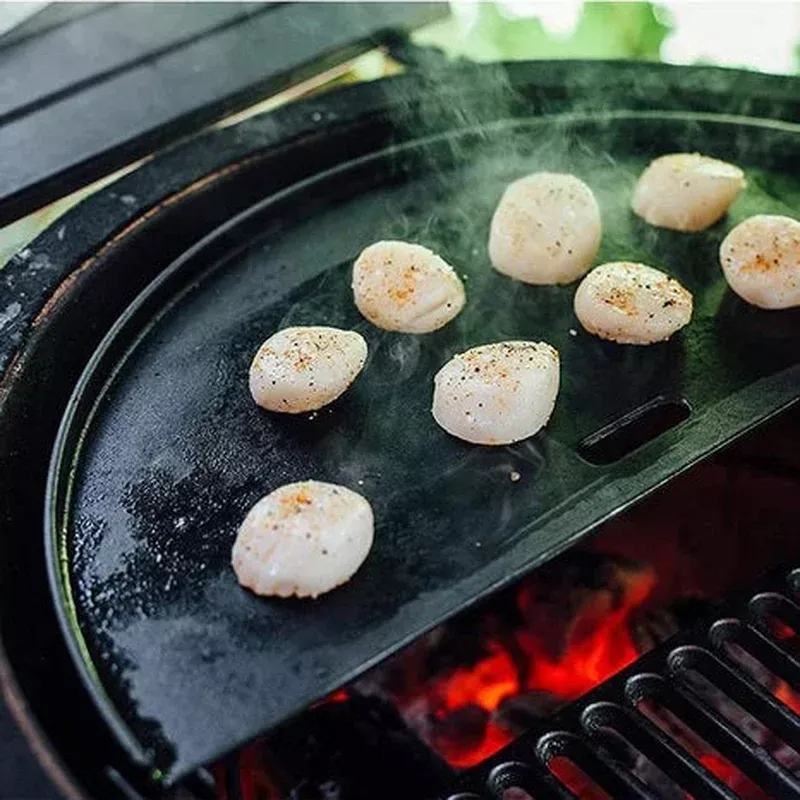 Kamado Joe Half Moon Cast Iron Reversible Griddle – Classic