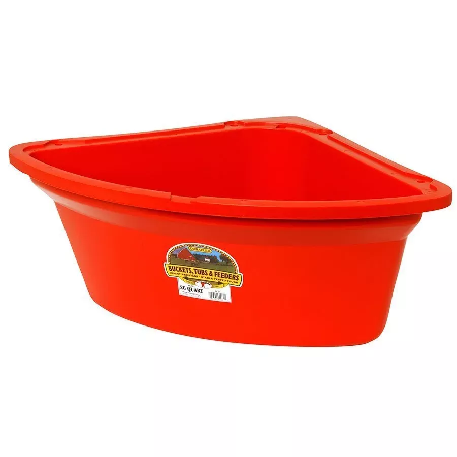 Little Giant's 26 Quart Corner Feeder